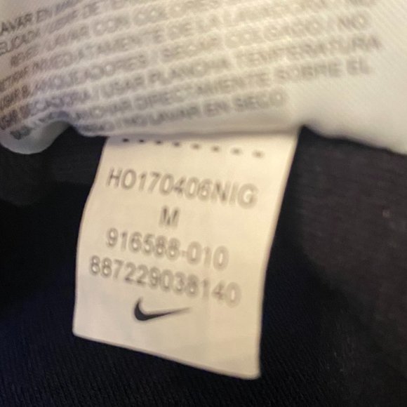 Nike Big Metallic Logo Crewneck Sweatshirt - Medium - Picture 6 of 7